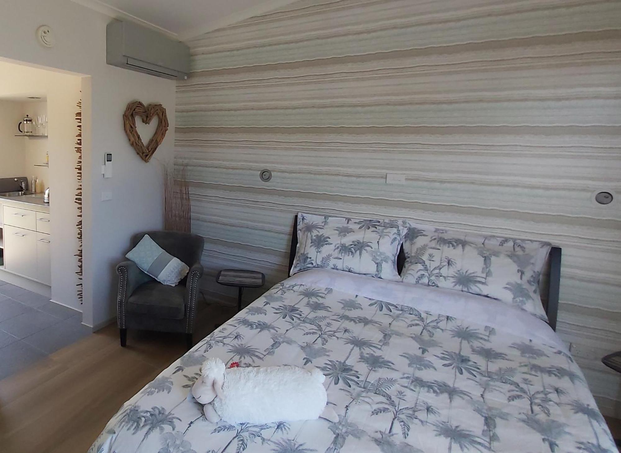 The Bay Lodge Pohara ภายนอก รูปภาพ